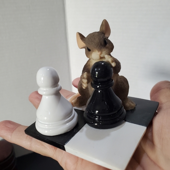 Charming tails Chess Fitz & Floyd "It's Your Move" Queens Gambit L👀K 🐀♟️ - Picture 4 of 15